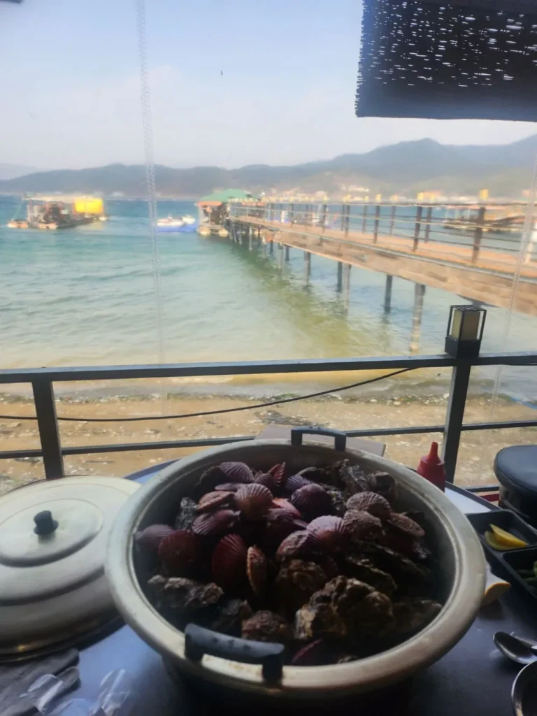 바다 앞에서 까먹는 굴찜, 마산 구산면 굴구이 맛집 ‘해파랑’ 솔직한 내돈내산 리뷰(26년 1월) 2 바다 앞에서 까먹는 굴찜, 마산 구산면 ‘해파랑’ 솔직한 내돈내산 리뷰(26년 1월)